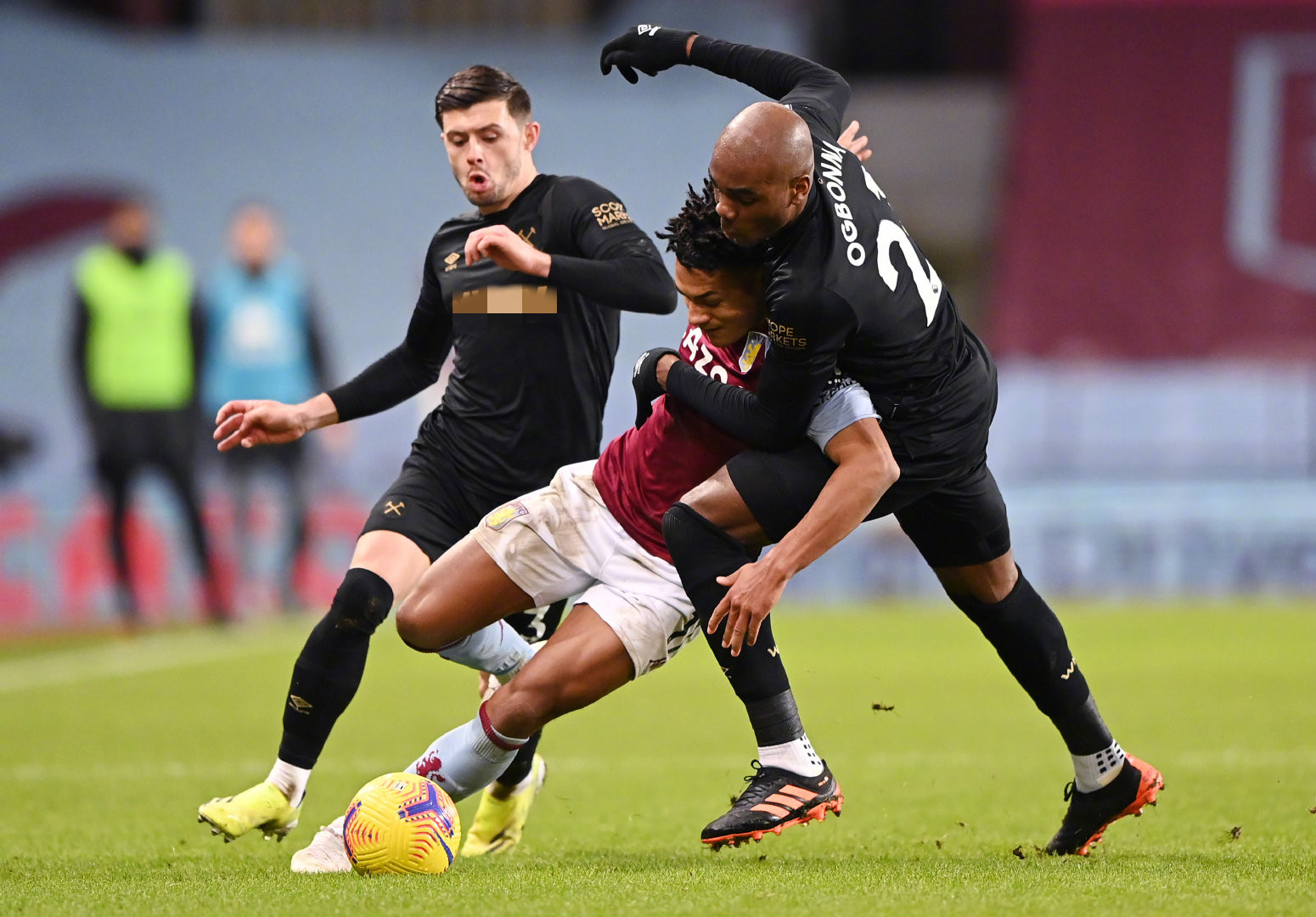 勒沃库森正 勒沃库森正